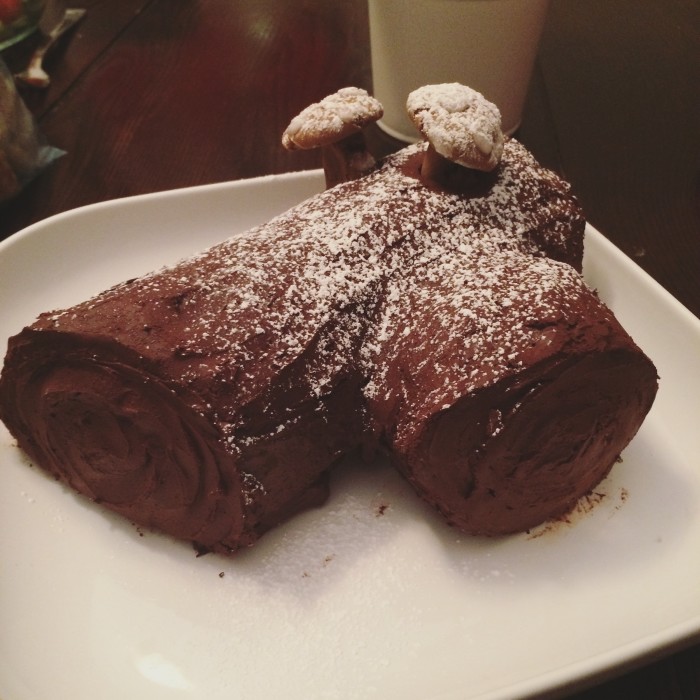 Yule Log realness (glutenfree and delicious!) by HLB